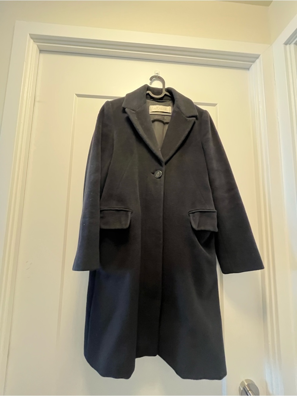 Intrend (Max Mara Group) Black Wool Cashmere Coat